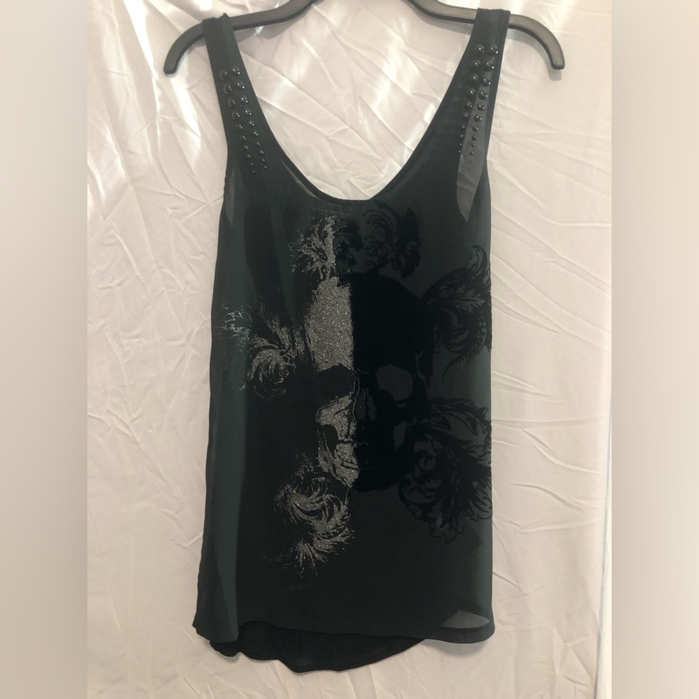 Women’s rock & republic casual tops